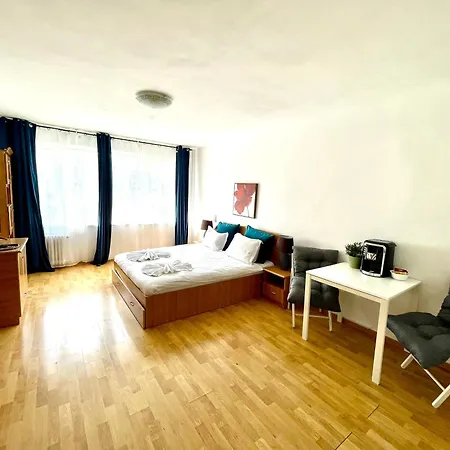 Sala Palatului Studio