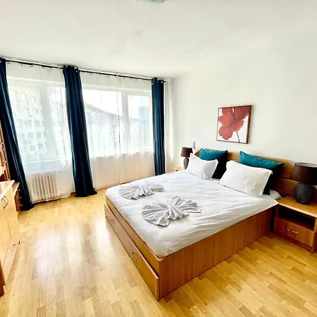 Sala Palatului Studio Bukurešť